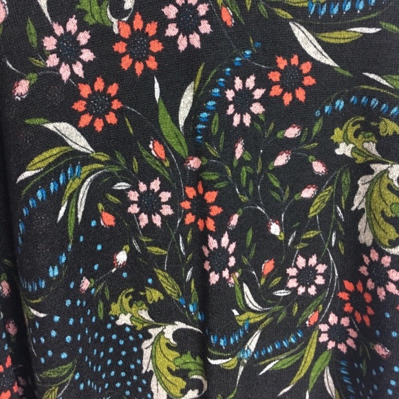 Floral Mock Neck Dress - Picture 4 of 5